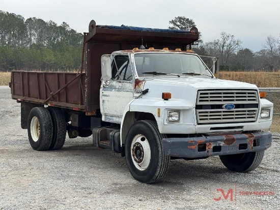 1992 FORD F-700 DUMP TRUCK