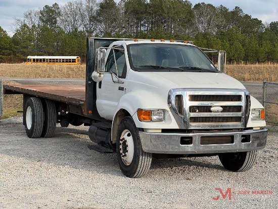 2007 FORD F-650 XL SUPER DUTY FLATBED TRUCK