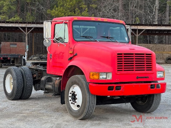 2001 INTERNATIONAL 4700 S/A DAY CAB TRUCK TRACTOR