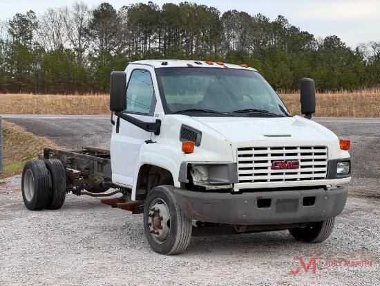 2007 GMC C4500 CAB & CHASSIS TRUCK