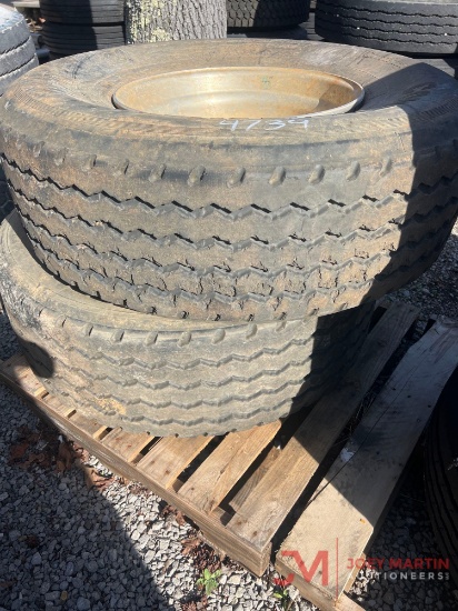 PALLET OF (2) 425/65/R22.5 TIRES & ALUMINUM WHEELS