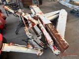 TRUCK CRANE