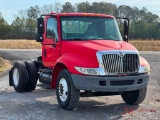 2002 INTERNATIONAL 4300 DAY CAB TRUCK TRACTOR
