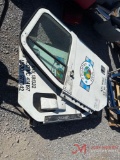 (2 FREIGHTLINER TRUCK DOORS