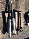 CONTENTS OF PALLET VARIOUS TRUCK PARTS