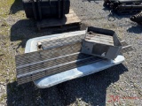 CONTENTS OF PALLET VARIOUS TRUCK PARTS