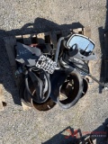 CONTENTS OF PALLET VARIOUS TRUCK PARTS