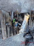 CONTENTS OF PALLET VARIOUS TRUCK PARTS