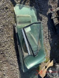 PALLET OF VARIOUS TRUCK WINDOWS