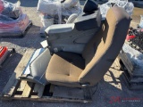 CONTENTS OF PALLET VARIOUS TRUCK PARTS