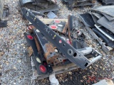 CONTENTS OF PALLET VARIOUS TRUCK PARTS