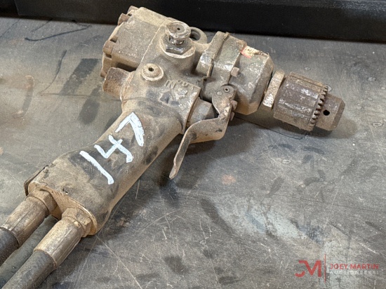 HAND HELD HYDRAULIC DRILL