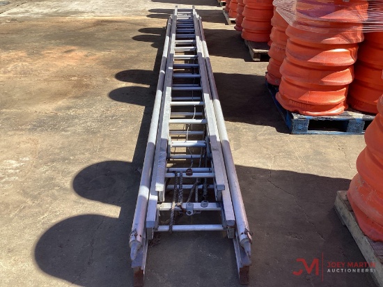 40' EXTENSION LADDER