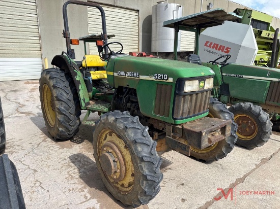 JOHN DEERE 5210 AG TRACTOR