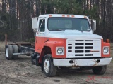 1988 INTERNATIONAL S1600 CAB AND CHASSIS