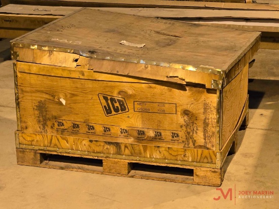 CRATE OF VARIOUS HYDRAULIC HOSES