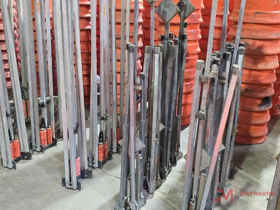 (4) CONSTRUCTION SIGN STANDS
