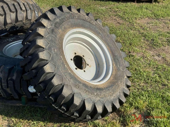(1) UNUSED TITAN CONTRACTOR-T TIRE