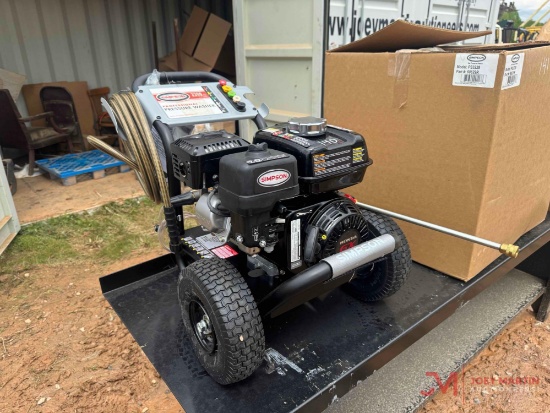 NEW SIMPSON 3300 PSI GAS POWERED PRESSURE WASHER