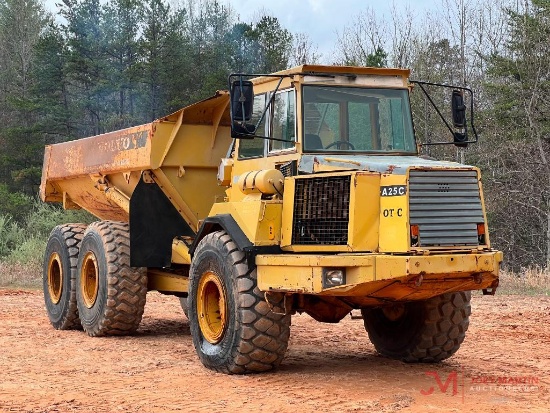 1996 VOLVO A25C OFF ROAD ARTICULATING DUMP TRUCK