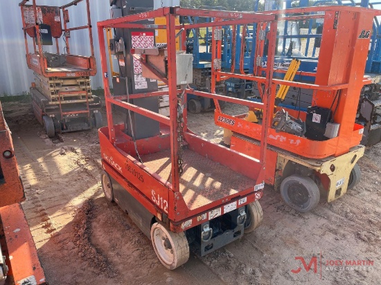 2017 SKYJACK SJ12 VERTICAL MAST LIFT