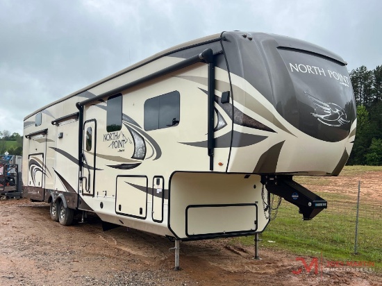 2018 JAYCO NORTH POINT 379DBFS FIFTH WHEEL CAMPER