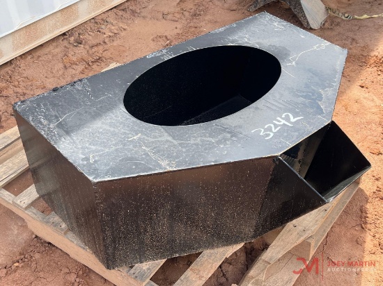 NEW/UNUSED CONCRETE BUCKET