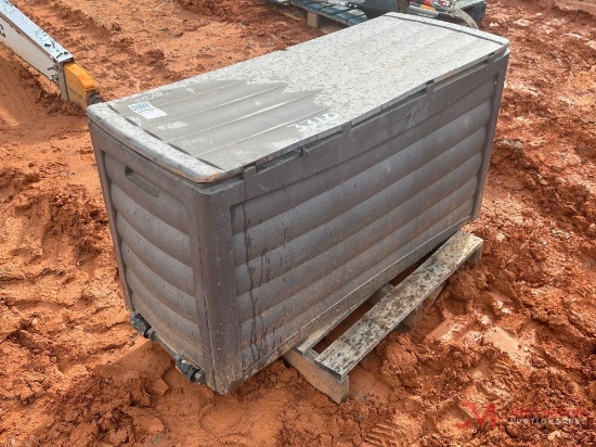 TOOL BOX W/ NUMEROUS ELECTRIC TOOLS