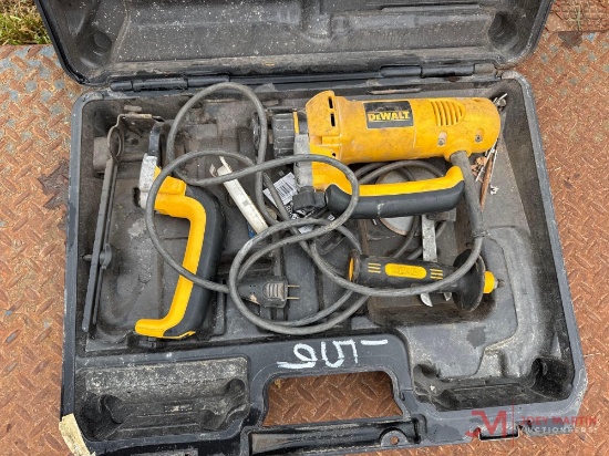 DEWALT DW660 CUT OUT TOOL W/ CASE