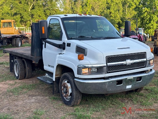 2005 CHEVROLET C4500 FLATBED TRUCK