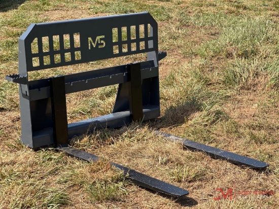 NEW M5 48" SKID STEER ATTACH PALLET FORKS