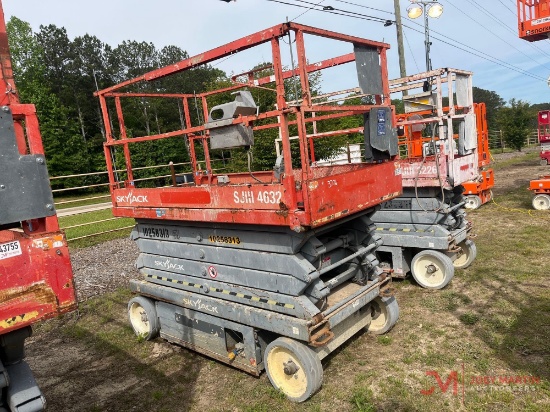 2014 SKYJACK SJ4632 ELECTRIC SCISSOR LIFT