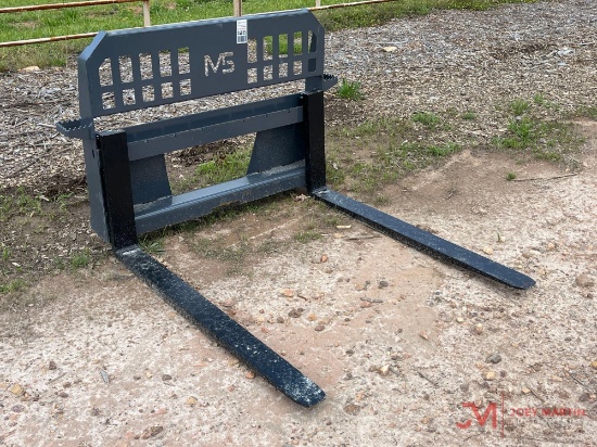 NEW M5 PALLET FORKS & FRAME