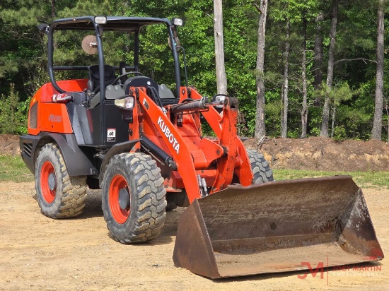 2017 KUBOTA R530 RUBBER TIRE LOADER