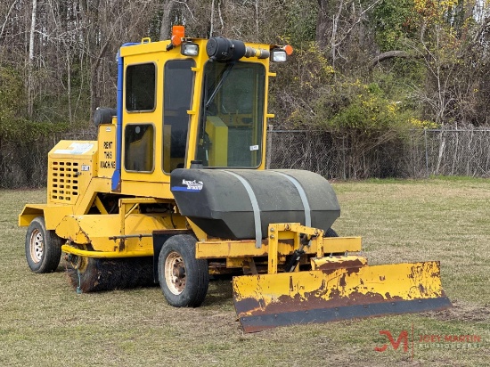 SUPERIOR BROOM DT80-CT 4 WHEEL SWEEPER