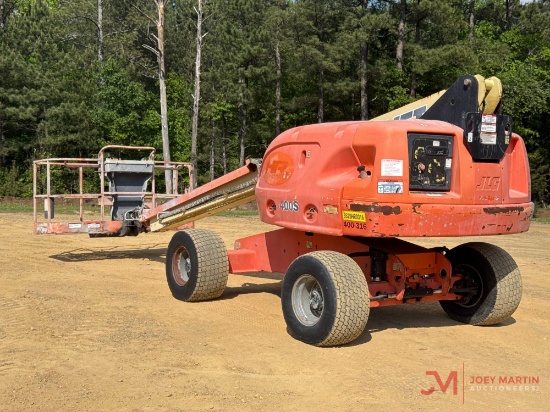 2013 JLG 400S BOOM LIFT