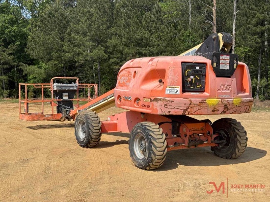 2014 JLG 400S BOOM LIFT