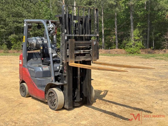 TOYOTA CU25 STRAIGHT MAST FORKLIFT