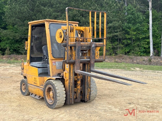 HYSTER H40XM STRAIGHT MAST FORKLIFT