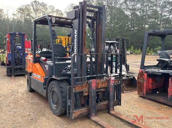 2021 DOOSAN G45S-7DF FORKLIFT