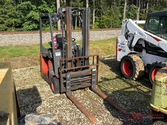 LINDE E-20 FORKLIFT