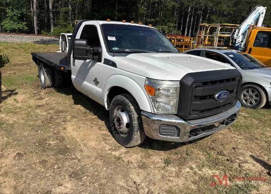 2013 FORD F-350 XL SUPER DUTY FLATBED TRUCK