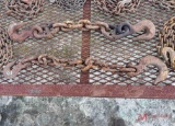 CHAIN W/ 2 HOOKS