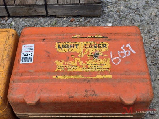 SPECTRA PRECISION DIALGRADE LASER W/ CASE