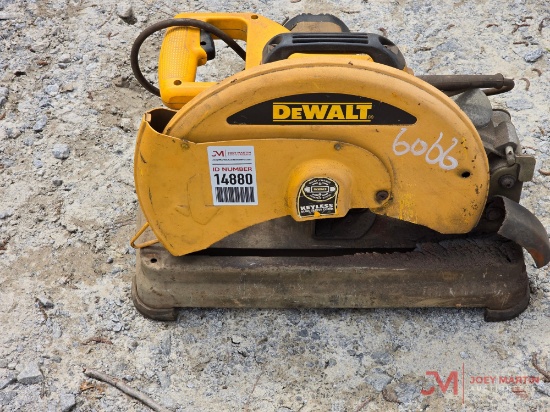 DEWALTD28715 WETCHOP SAW