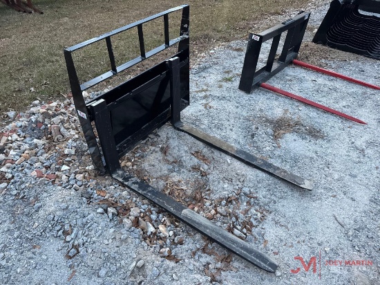 NEW 42" PALLET FORKS MINI SKID STEER ATTACHMENT