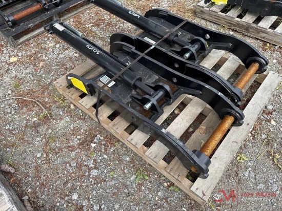 (1) UNUSED 2 FINGER HYDRAULIC EXCAVATOR THUMB