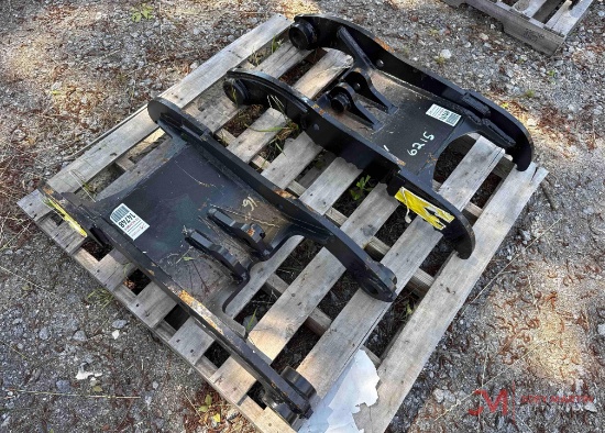 (2) UNUSED TWO FINGER EXCAVATOR THUMBS