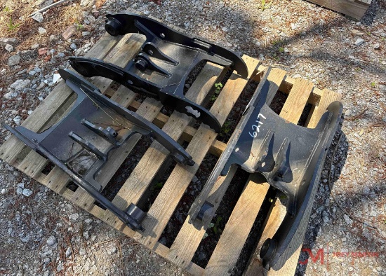 (3) UNUSED TAKEUCHI 2 FINGER EXCAVATOR THUMBS