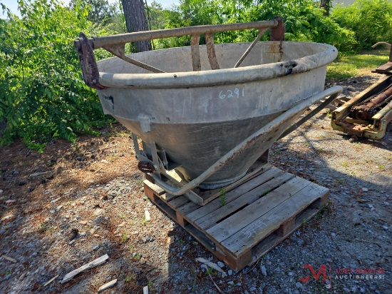 ALUMINUM CONCRETE HOPPER